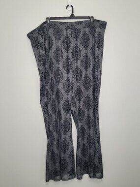 Torrid Nightfall black skull lace flare pull on plus size emo pants size 6x